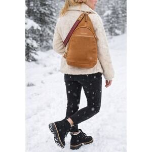 White Mountain Womens Boots Size 6 Black Fur Lined Lace Up Ankle Boots